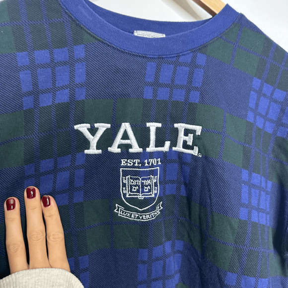 VTG 90s Yale University Bulldogs Embroidered Sweatshirt NCAA blue plaid unisex S - Picture 2 of 4
